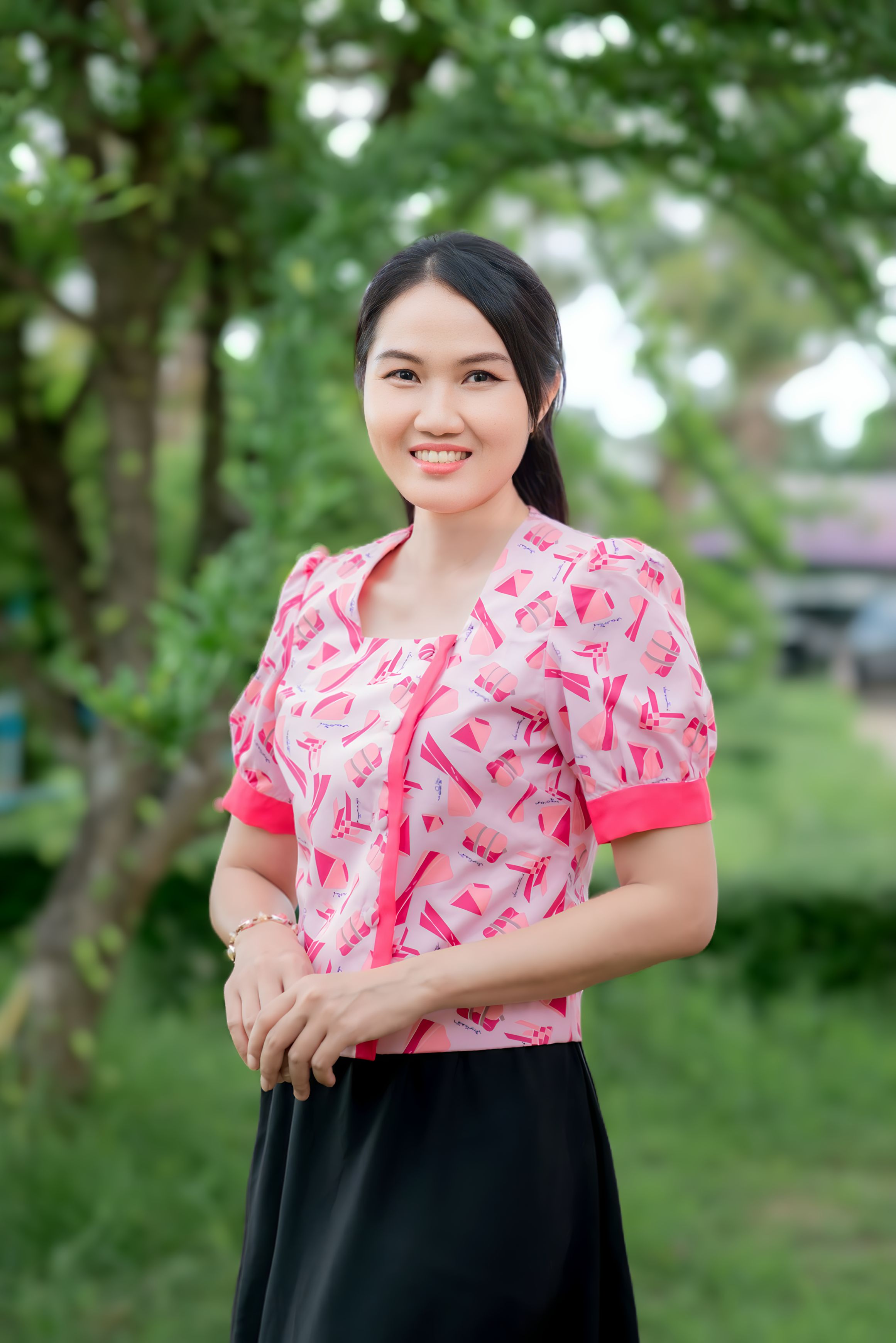 นางสาวสุรีรัตน์ รุ้งแก้ว